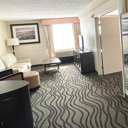 Fairbridge Hotel Cleveland East Wickliffe Eksteriør billede
