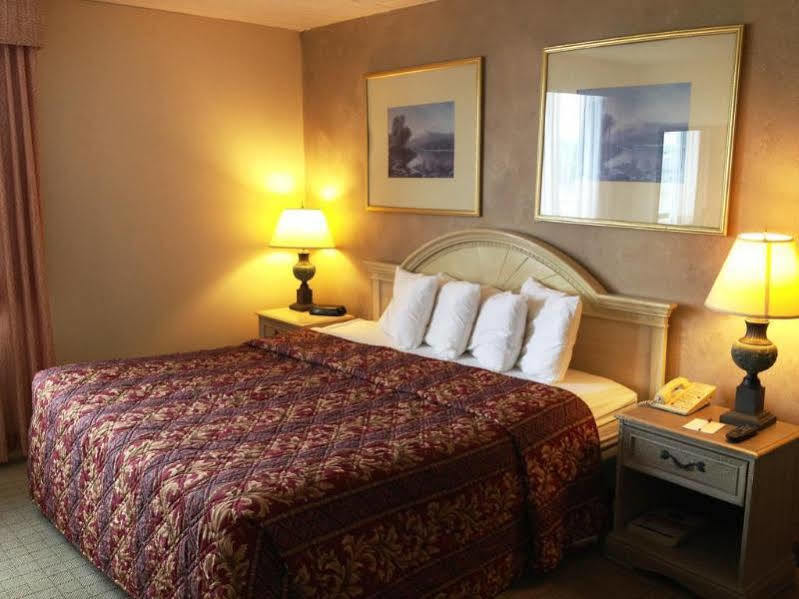 Fairbridge Hotel Cleveland East Wickliffe Eksteriør billede