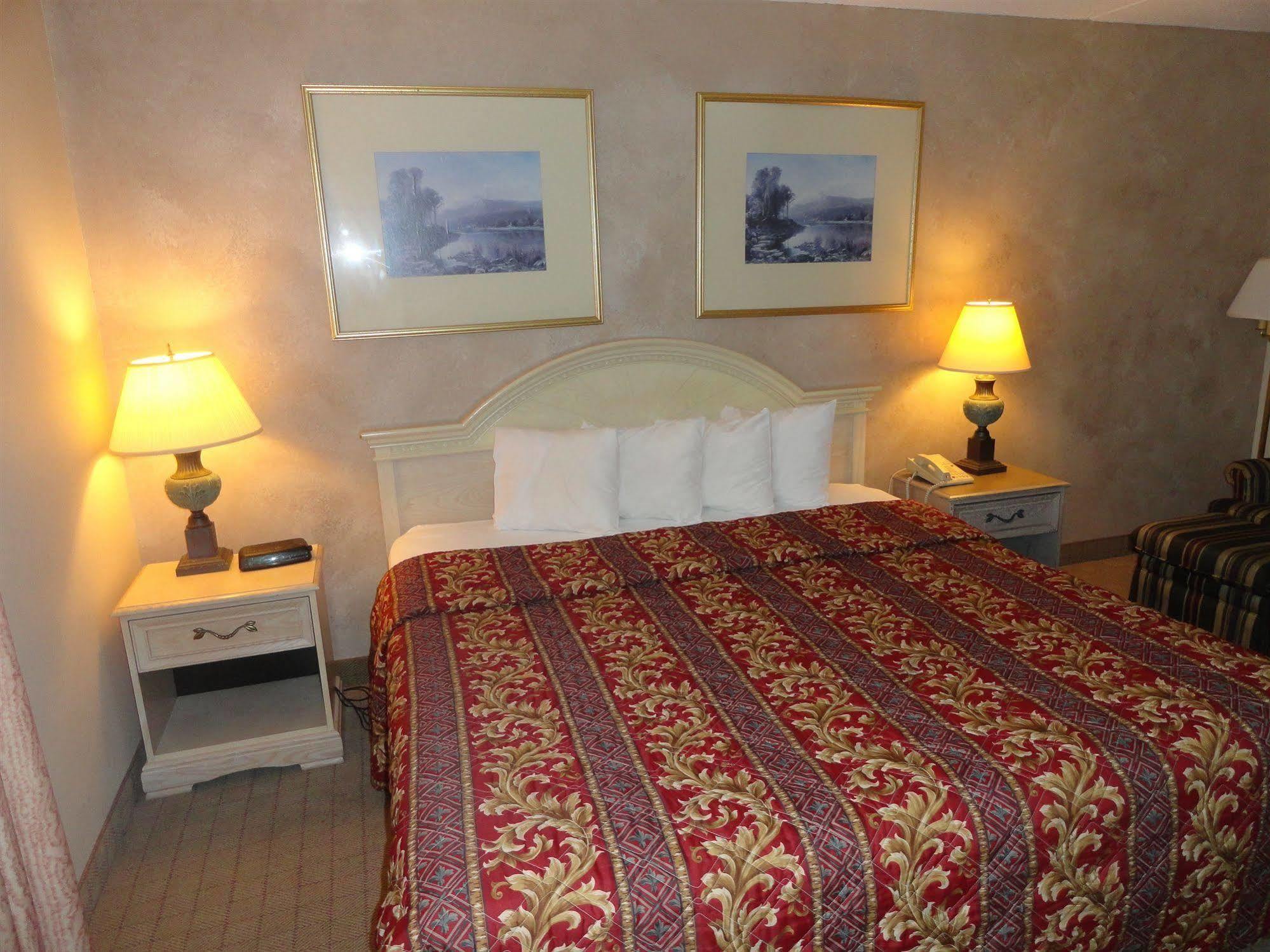 Fairbridge Hotel Cleveland East Wickliffe Eksteriør billede